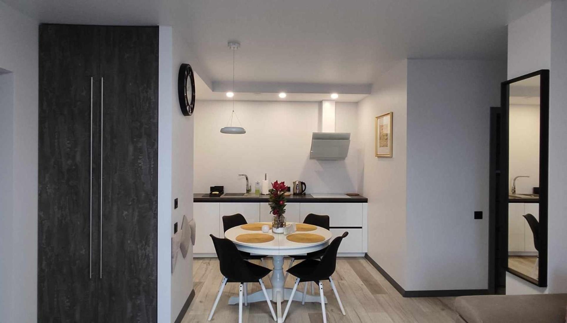 Aa Apartments Oldtown Клайпеда Екстериор снимка